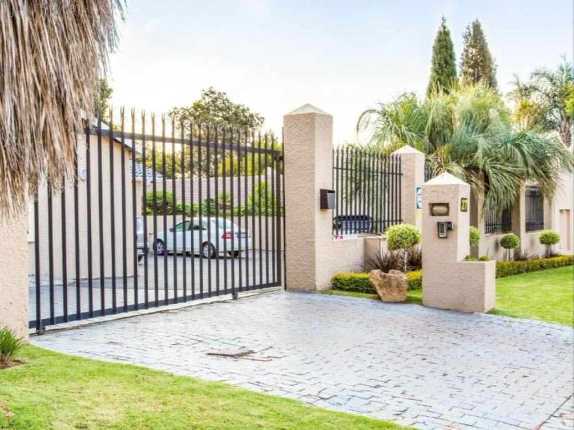 Sollunaa Guesthouse Sandton Eksteriør bilde