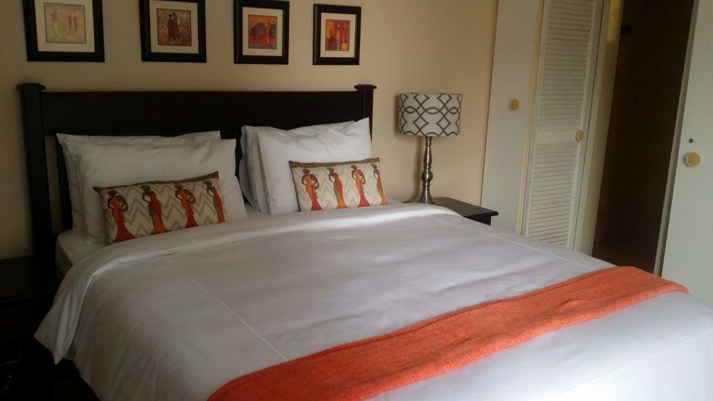 Sollunaa Guesthouse Sandton Eksteriør bilde